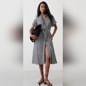 Banana Republic FIRE! NWT! Tie-Waist Midi Shirtdress in Charcoal Stripe. Sz Md.